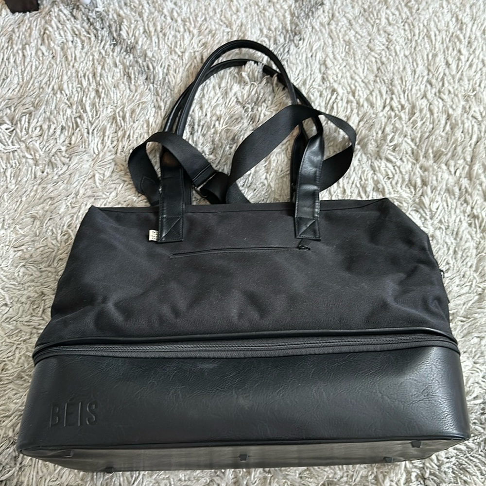 Beis Convertible Weekender Bag